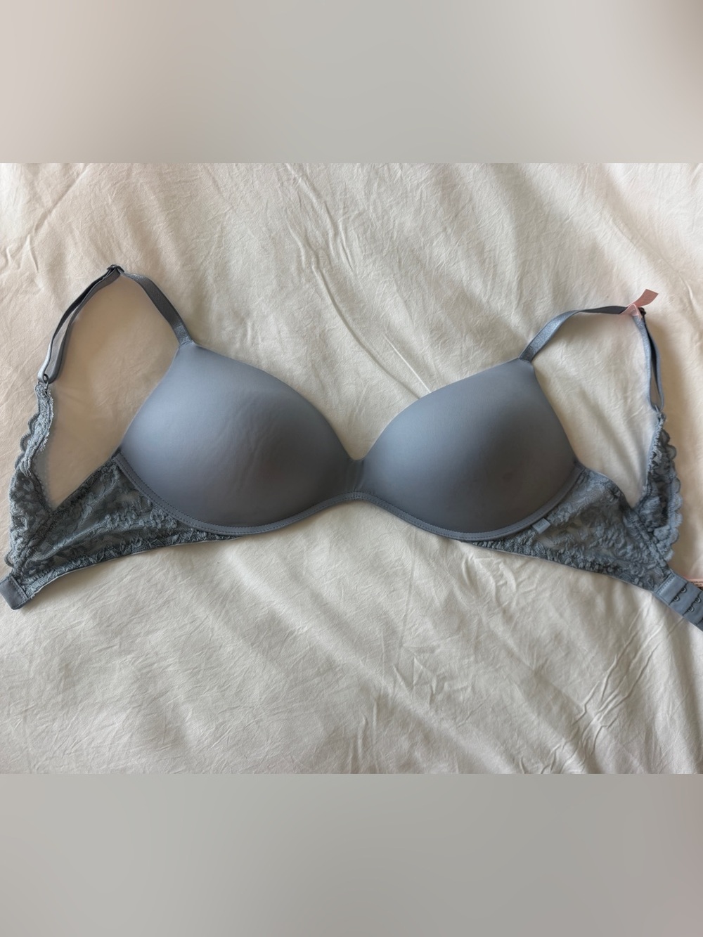 Victoria’s Secret Sexy Tee Smooth Lacie Wireless Push-Up bra 34D BlueGray